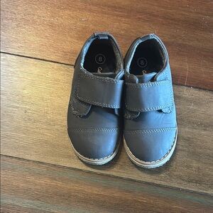 Cat & Jack Gray Dress Shoes with Velcro Straps